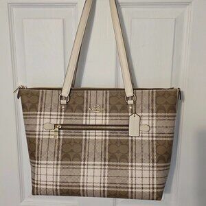 Coach Gallery Tote -Brown/Cream Plaid - Like NEW